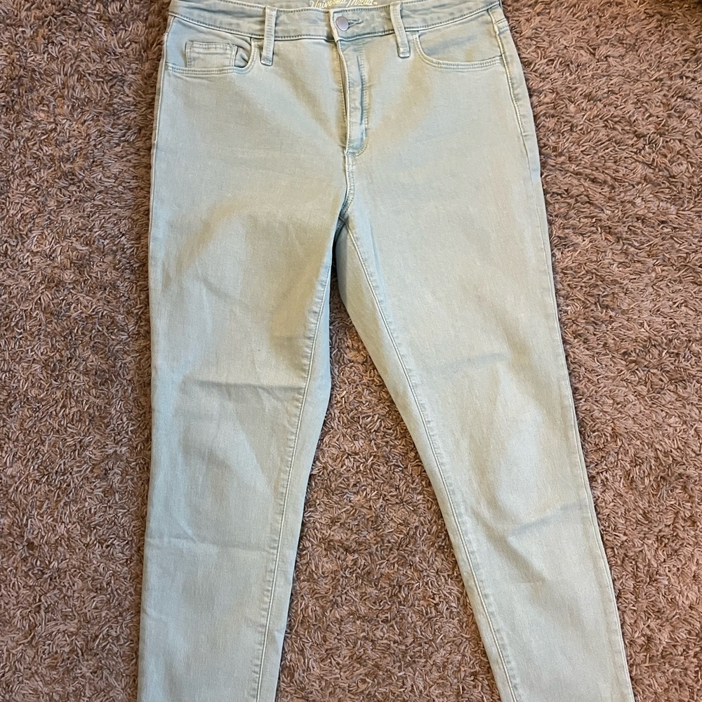 NWOT size 29 Universal Thread Standard High Rise Mint Green Jeans